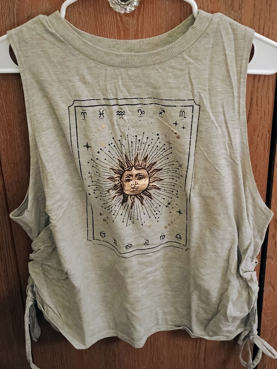 No Boundaries Tops - No Boundaries Grey & Bronze Sun Graphic Muscle Tee